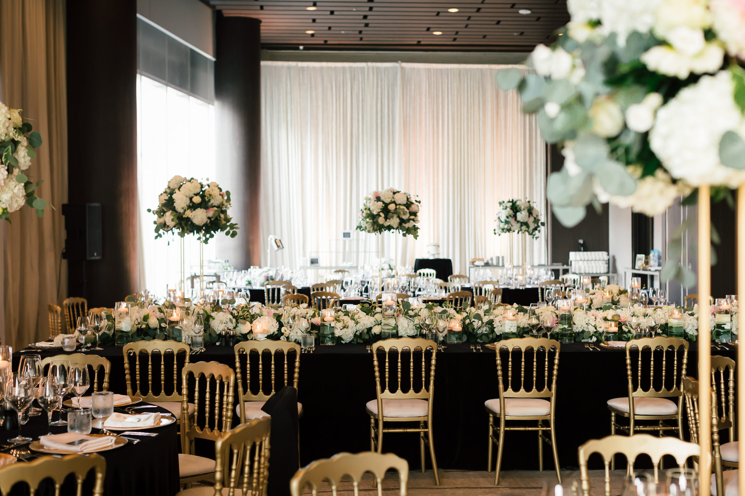 Parq Hotel Wedding, Vancouver Wedding, Koncept Event Design